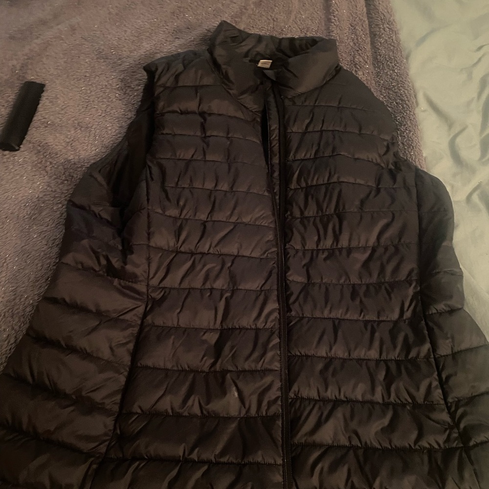 Womens old navy puffer vest